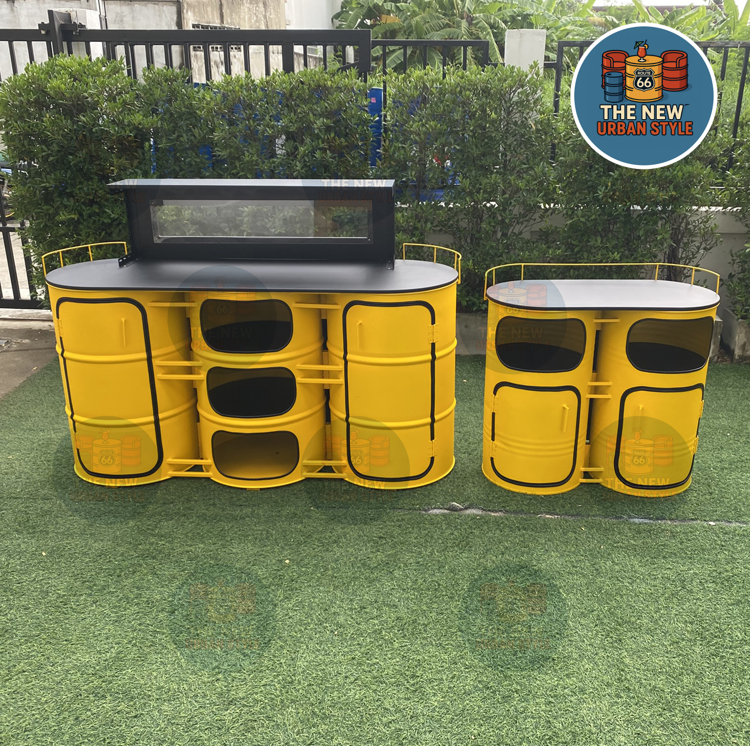 comptoir avec 3 rangement 2 portes et comptoir 2 portes